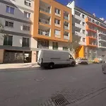 Karzo Property Lk 208