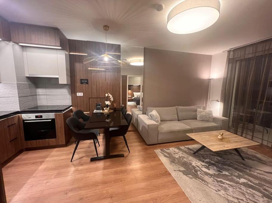 Apartment Karzo Lk 208
