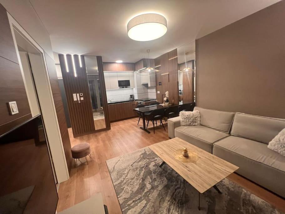 Apartment Karzo Lk 208