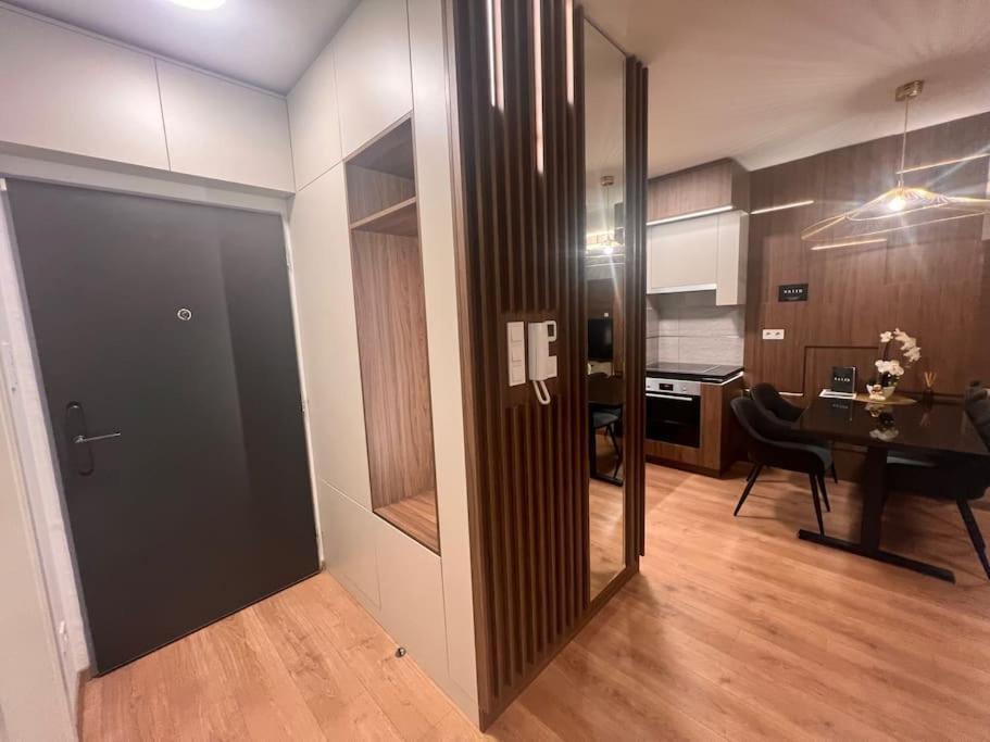 Apartment Karzo Lk 208 *